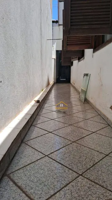 Foto 4 de Casa com 3 quartos à venda, 200m2 em Parque Industrial Fritz Bersin, Nova Odessa - SP