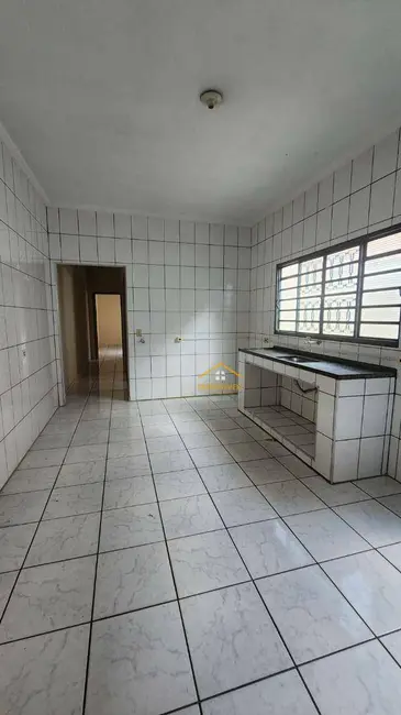 Casa com 2 quartos à venda, 150m2 em Jardim Capuava, Nova Odessa - SP - imagem 3 Foto 3 de Casa com 2 quartos à venda, 150m2 em Jardim Capuava, Nova Odessa - SP