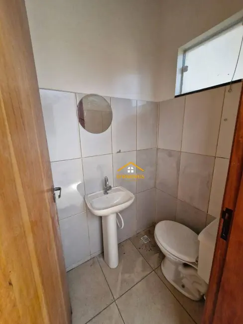 Foto 2 de Casa com 3 quartos à venda e para alugar, 200m2 em Jardim Monte das Oliveiras, Nova Odessa - SP