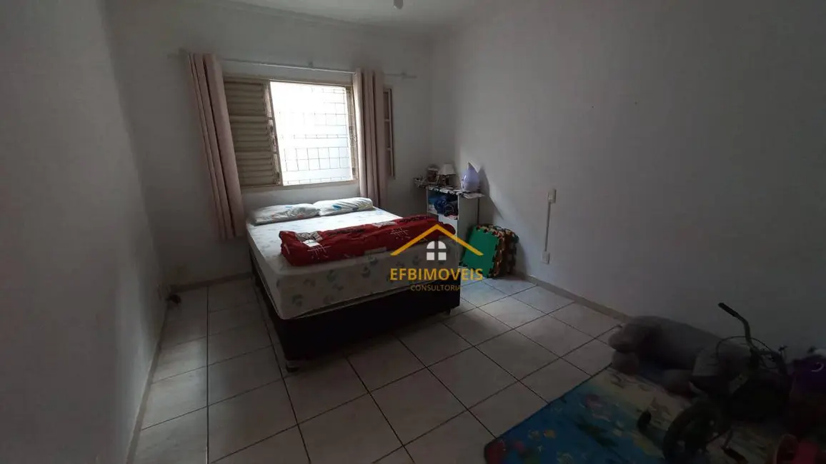 Foto 3 de Casa com 3 quartos à venda, 312m2 em Jardim Nossa Senhora de Fátima, Nova Odessa - SP