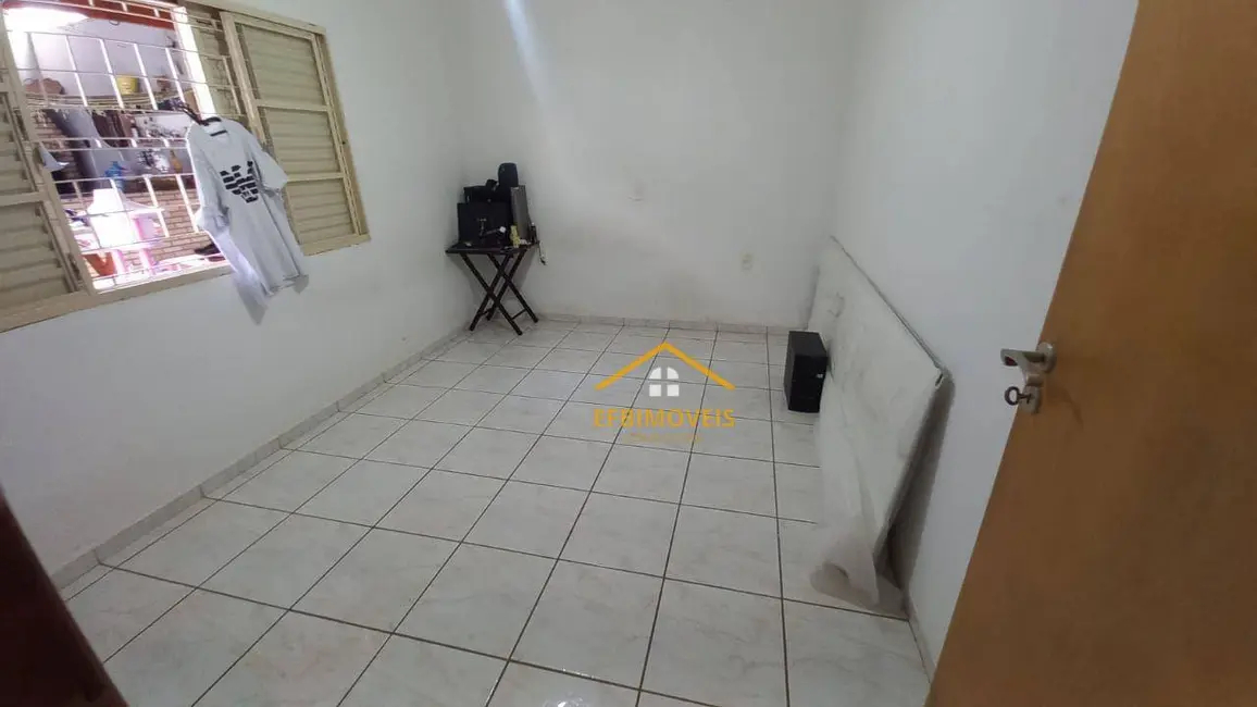 Foto 2 de Casa com 3 quartos à venda, 312m2 em Jardim Nossa Senhora de Fátima, Nova Odessa - SP