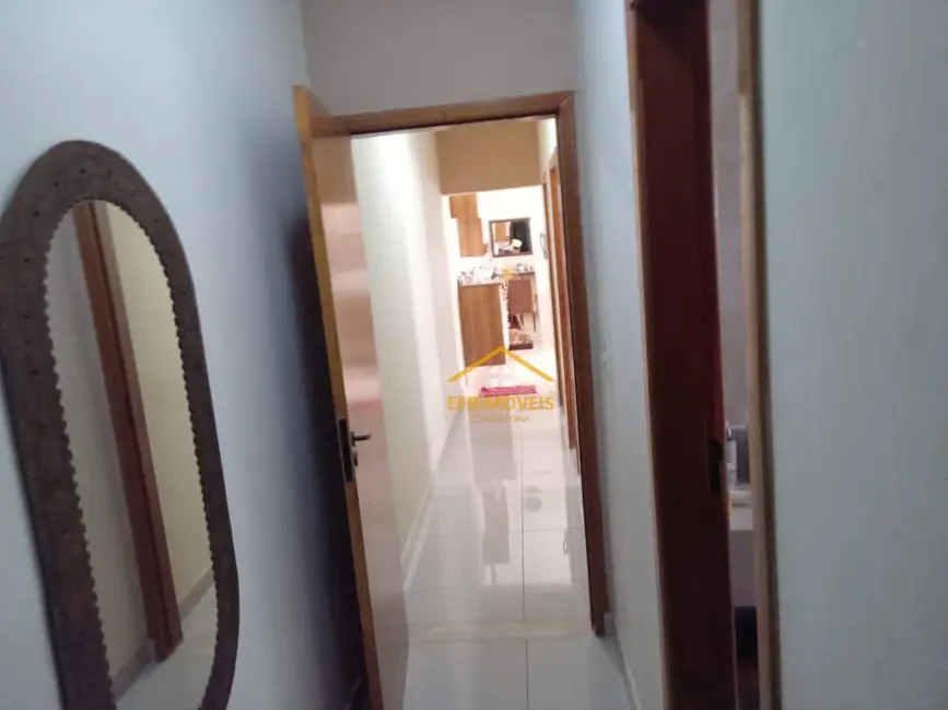 Foto 6 de Casa com 2 quartos à venda, 150m2 em Vila Letônia, Nova Odessa - SP