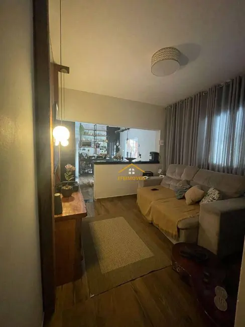 Foto 2 de Chácara com 3 quartos à venda, 1034m2 em Residencial Vale dos Lírios, Nova Odessa - SP