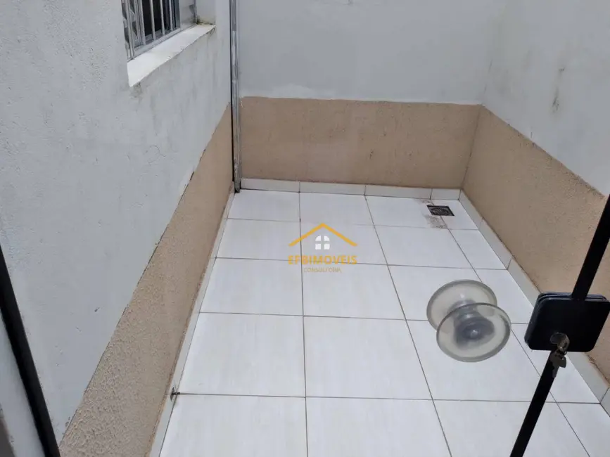 Casa com 3 quartos à venda, 160m2 em Jardim Santa Rita I, Nova Odessa - SP - imagem 6 Foto 6 de Casa com 3 quartos à venda, 160m2 em Jardim Santa Rita I, Nova Odessa - SP