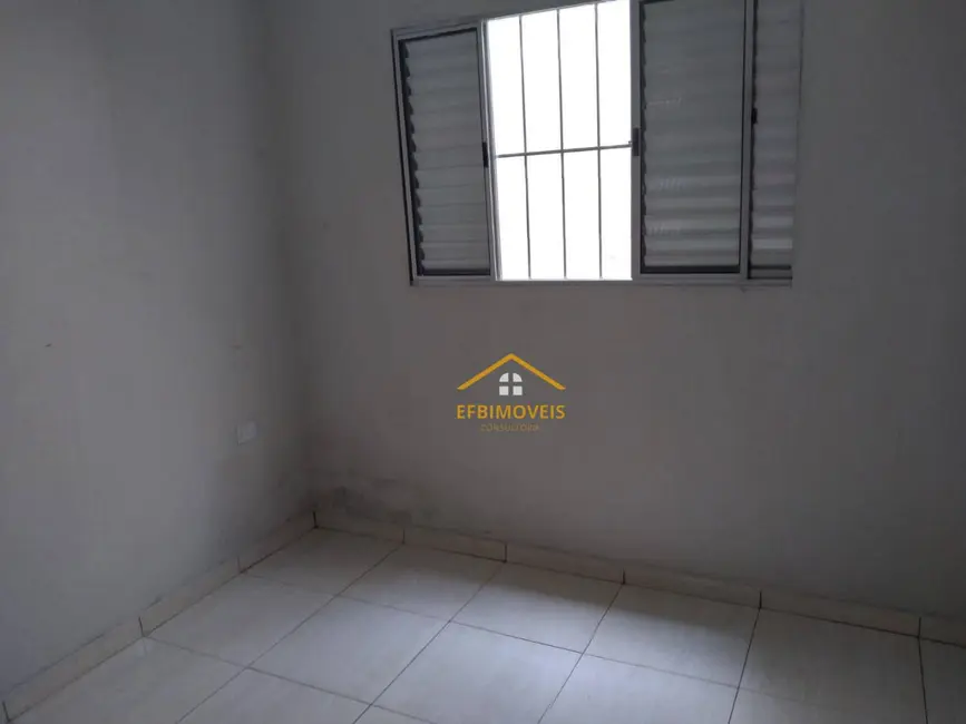 Casa com 3 quartos à venda, 160m2 em Jardim Santa Rita I, Nova Odessa - SP - imagem 4 Foto 4 de Casa com 3 quartos à venda, 160m2 em Jardim Santa Rita I, Nova Odessa - SP