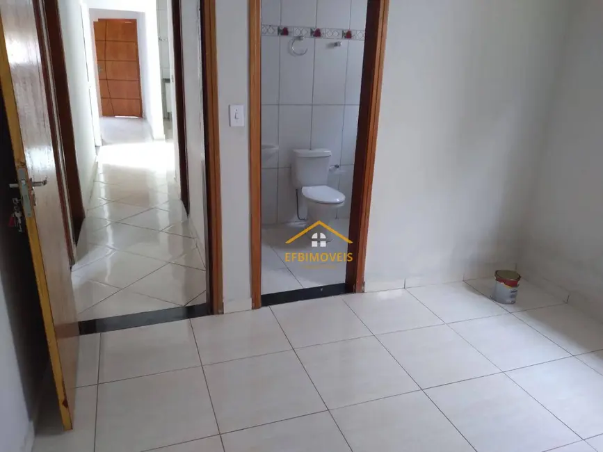 Casa com 3 quartos à venda, 160m2 em Jardim Santa Rita I, Nova Odessa - SP - imagem 7 Foto 7 de Casa com 3 quartos à venda, 160m2 em Jardim Santa Rita I, Nova Odessa - SP