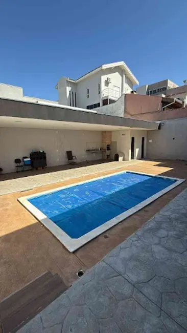 Foto 1 de Casa com 3 quartos à venda, 360m2 em Jardim Maria Helena, Nova Odessa - SP