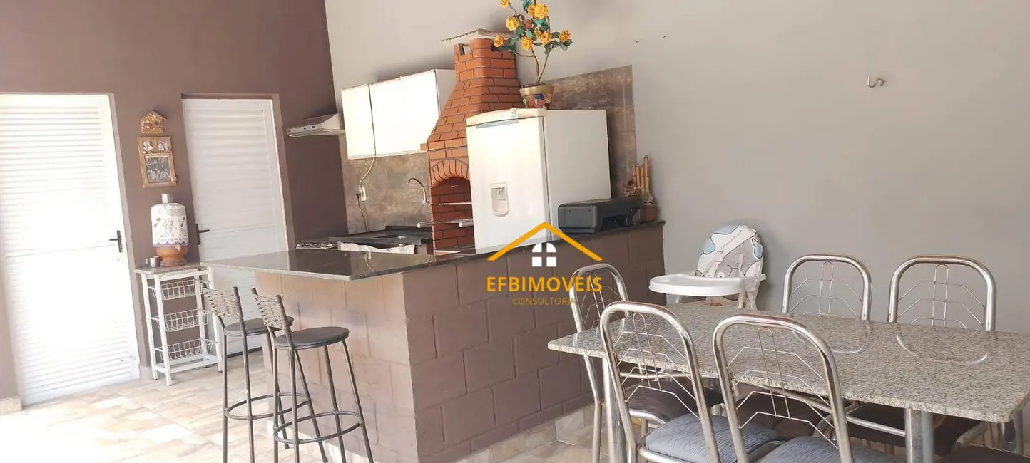 Foto 4 de Casa com 3 quartos à venda, 200m2 em Nova Odessa - SP