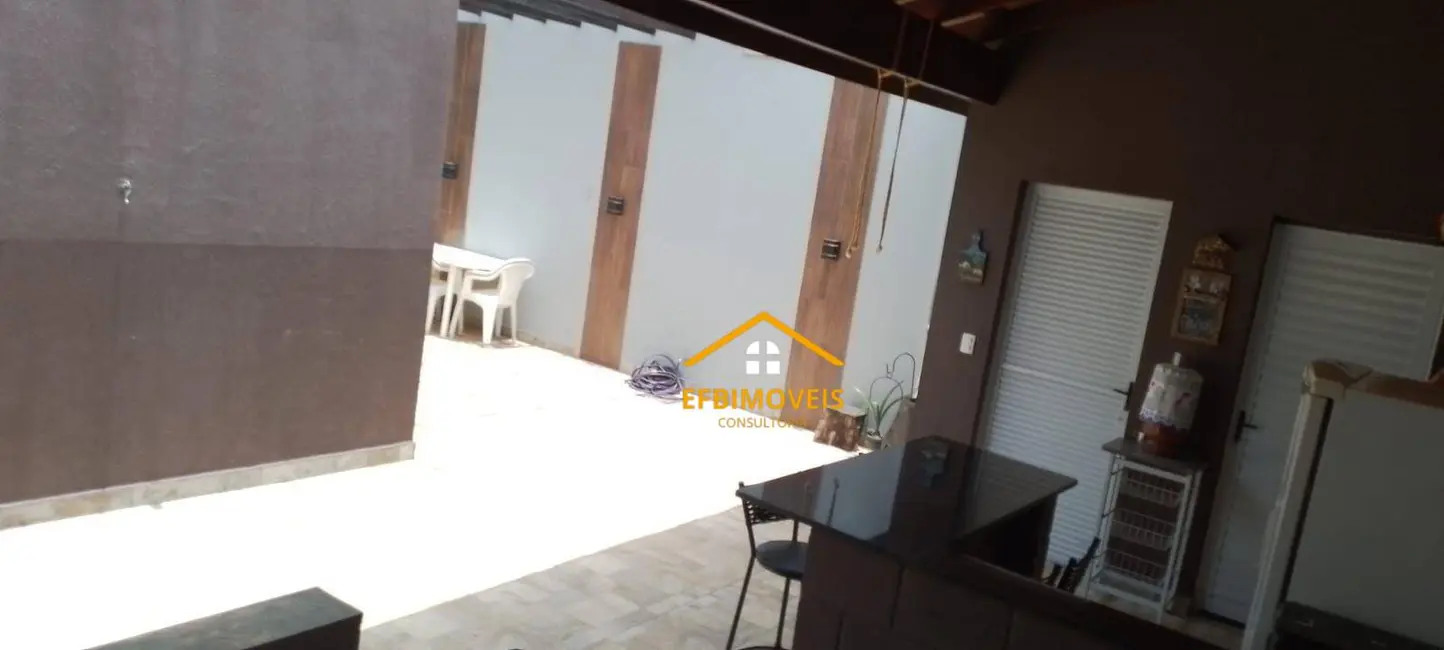 Foto 5 de Casa com 3 quartos à venda, 200m2 em Nova Odessa - SP