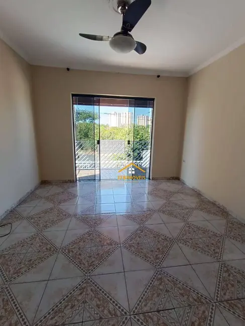 Foto 6 de Casa com 2 quartos à venda, 150m2 em Parque Residencial Klavin, Nova Odessa - SP