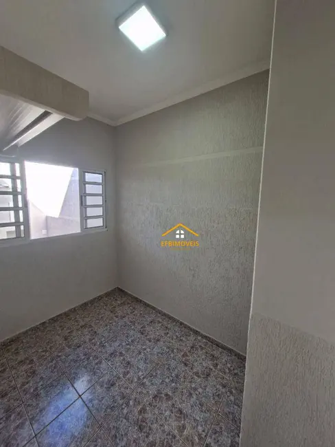 Foto 3 de Casa com 3 quartos à venda, 324m2 em Jardim das Palmeiras-CDHU, Nova Odessa - SP