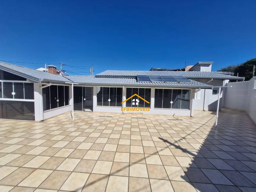 Foto 5 de Casa com 3 quartos à venda, 324m2 em Jardim das Palmeiras-CDHU, Nova Odessa - SP