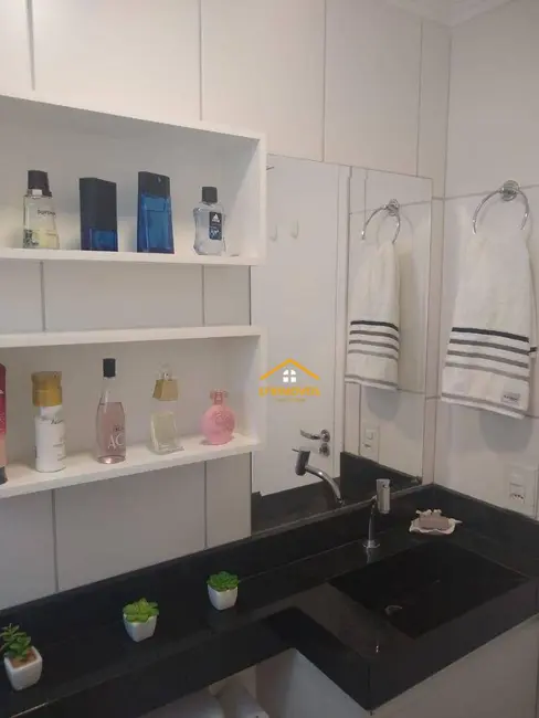 Apartamento com 2 quartos para alugar, 49m2 em Americana - SP - imagem 2 Foto 2 de Apartamento com 2 quartos para alugar, 49m2 em Americana - SP