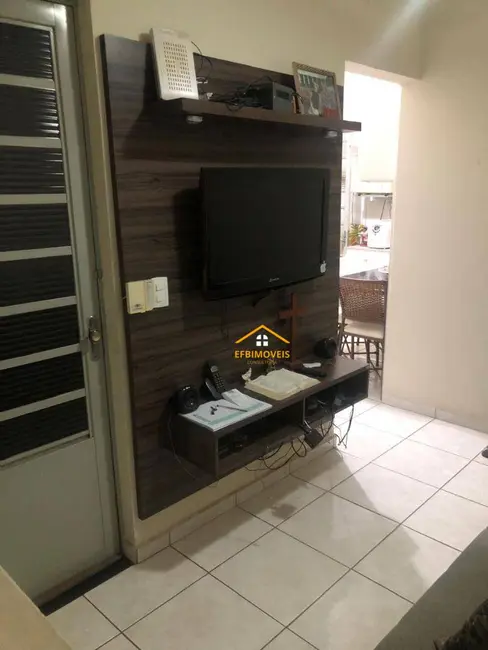 Casa com 2 quartos à venda e para alugar, 160m2 em Jardim Campos Verdes, Nova Odessa - SP - imagem 7 Foto 7 de Casa com 2 quartos à venda e para alugar, 160m2 em Jardim Campos Verdes, Nova Odessa - SP