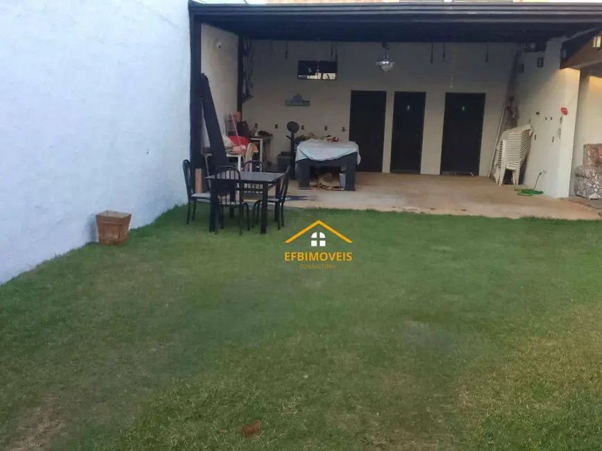 Foto 3 de Casa com 2 quartos à venda, 160m2 em Jardim Santa Rita II, Nova Odessa - SP