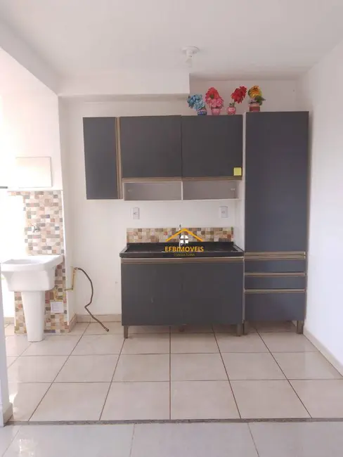 Apartamento com 2 quartos para alugar, 48m2 em Nova Odessa - SP - imagem 3 Foto 3 de Apartamento com 2 quartos para alugar, 48m2 em Nova Odessa - SP