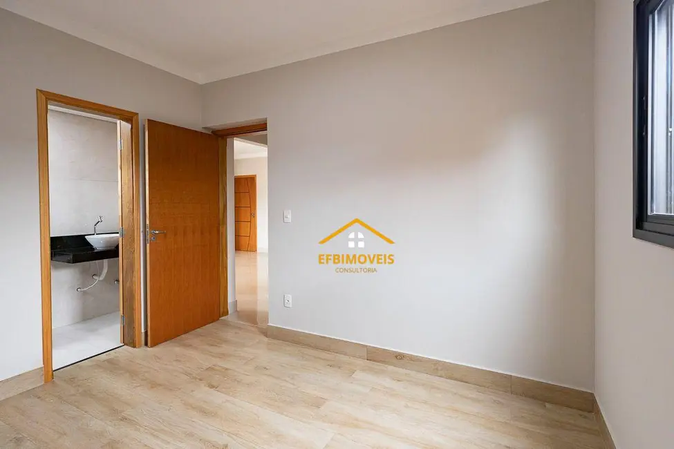 Foto 2 de Apartamento com 2 quartos à venda, 69m2 em Catharina Zanaga, Americana - SP