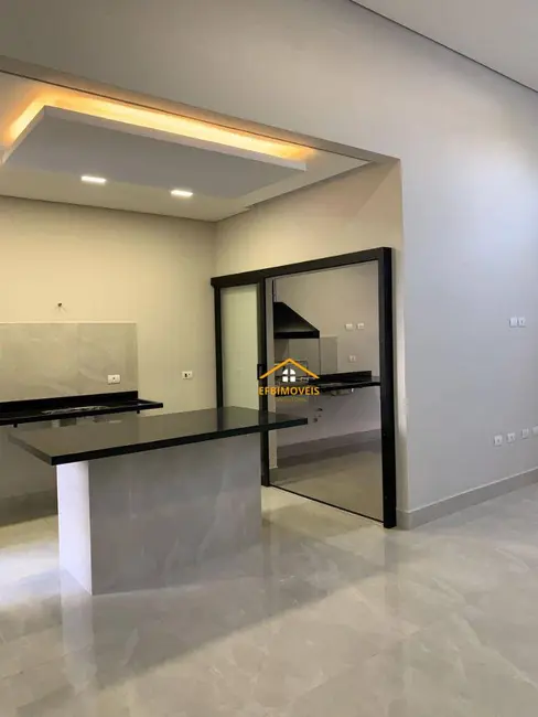 Foto 9 de Casa com 3 quartos à venda, 150m2 em Parque Universitário, Americana - SP