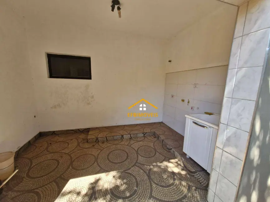 Foto 3 de Casa com 3 quartos à venda, 300m2 em Jardim Bela Vista, Nova Odessa - SP