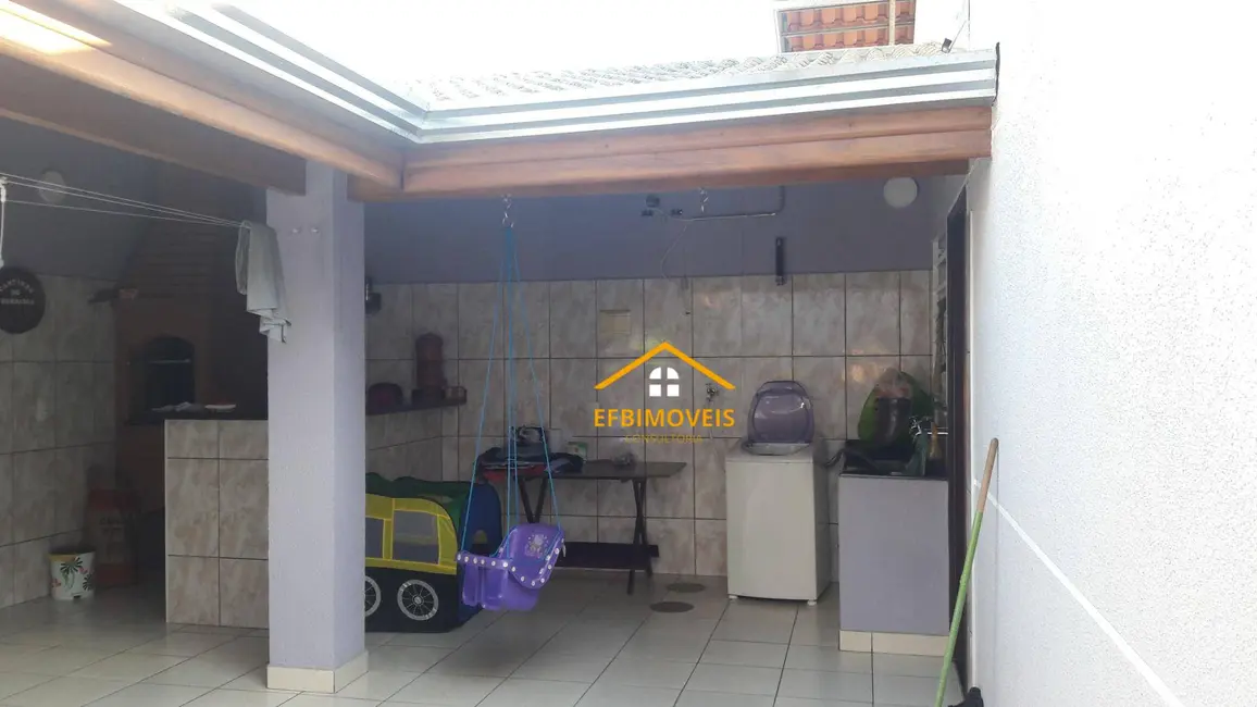 Foto 1 de Casa com 2 quartos à venda, 200m2 em Jardim Residencial Fibra, Nova Odessa - SP