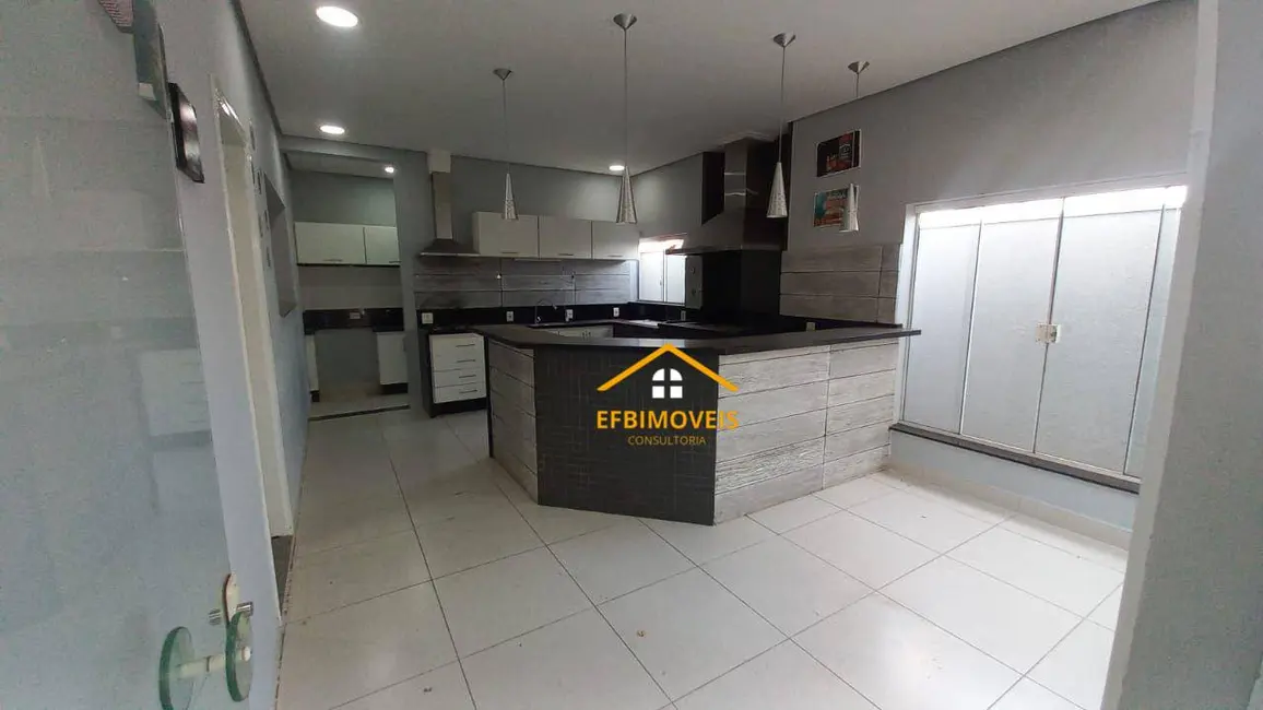 Foto 5 de Casa com 3 quartos à venda, 450m2 em Jardim Ipiranga, Americana - SP