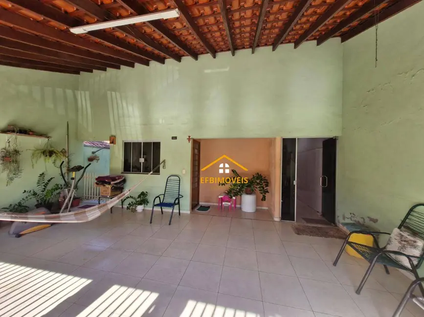 Foto 1 de Casa com 3 quartos à venda, 200m2 em Jardim Campos Verdes, Nova Odessa - SP