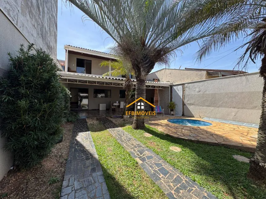 Foto 2 de Sobrado com 3 quartos à venda, 157m2 em Jardim Santa Rita I, Nova Odessa - SP