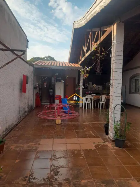 Casa com 3 quartos à venda, 372m2 em Jardim Bela Vista, Nova Odessa - SP - imagem 7 Foto 7 de Casa com 3 quartos à venda, 372m2 em Jardim Bela Vista, Nova Odessa - SP