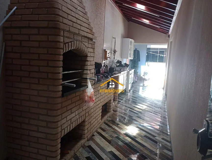 Foto 1 de Casa com 2 quartos à venda, 200m2 em Jardim da Alvorada, Nova Odessa - SP