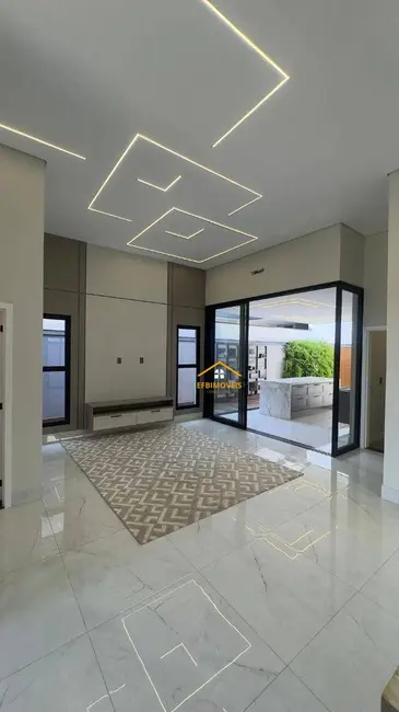 Casa com 3 quartos à venda, 300m2 em Nova Odessa - SP - imagem 6 Foto 6 de Casa com 3 quartos à venda, 300m2 em Nova Odessa - SP