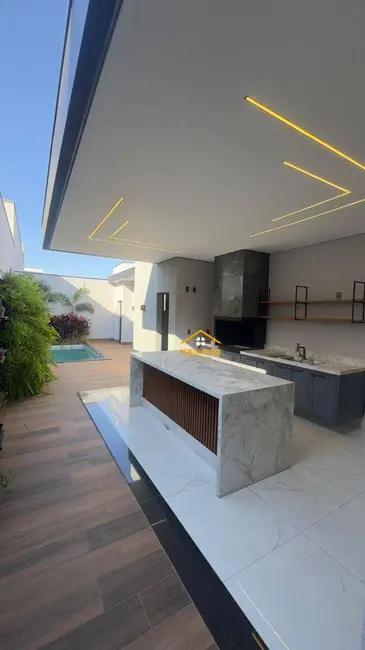 Casa com 3 quartos à venda, 300m2 em Nova Odessa - SP - imagem 7 Foto 7 de Casa com 3 quartos à venda, 300m2 em Nova Odessa - SP