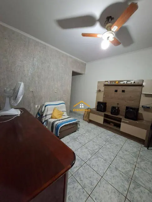 Foto 3 de Casa com 2 quartos à venda, 150m2 em Balneário Salto Grande, Americana - SP