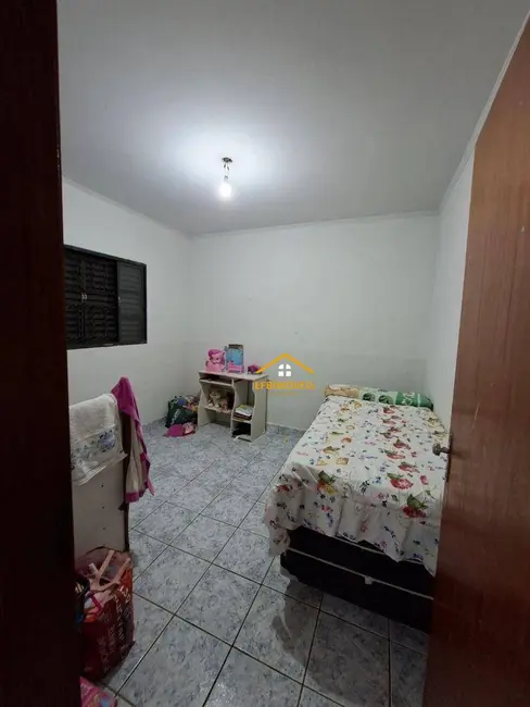 Foto 4 de Casa com 2 quartos à venda, 150m2 em Balneário Salto Grande, Americana - SP