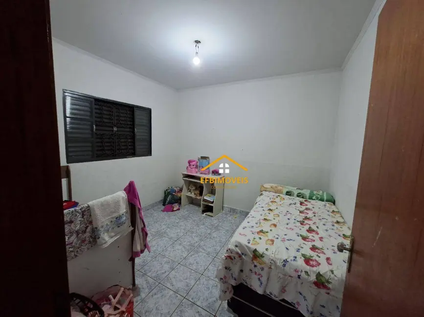 Foto 9 de Casa com 2 quartos à venda, 150m2 em Balneário Salto Grande, Americana - SP