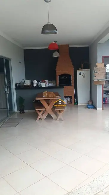 Foto 2 de Casa de Condomínio com 3 quartos à venda, 400m2 em Jardim Primavera, Nova Odessa - SP