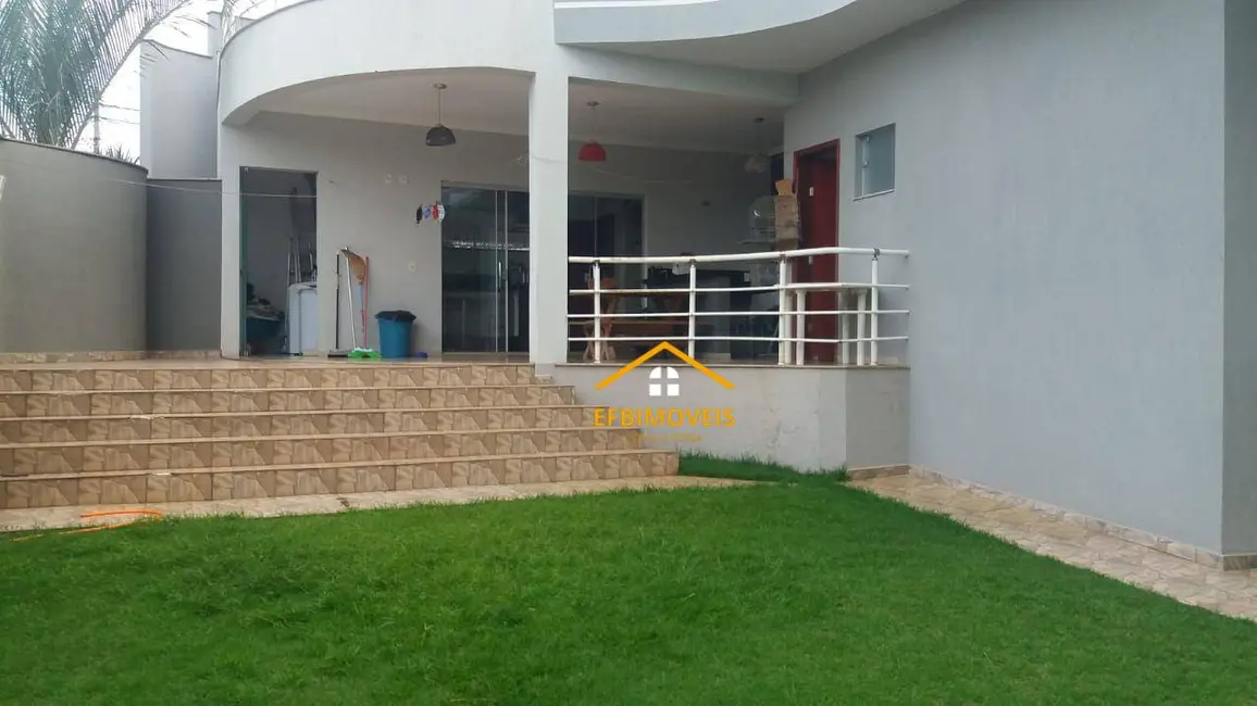 Foto 3 de Casa de Condomínio com 3 quartos à venda, 400m2 em Jardim Primavera, Nova Odessa - SP