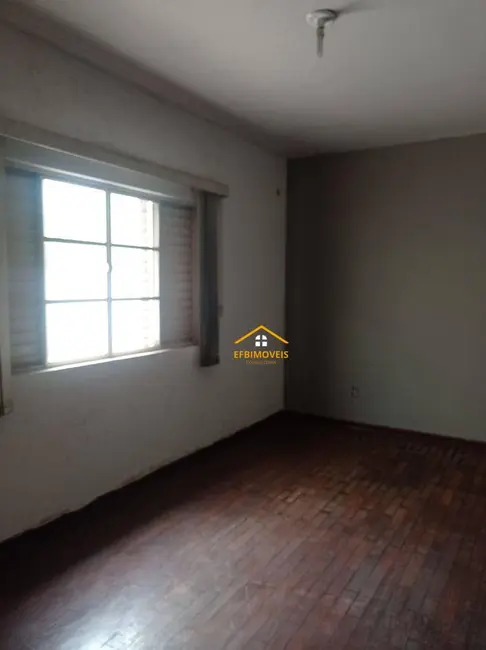 Foto 5 de Casa com 3 quartos à venda, 300m2 em Jardim de Éden, Nova Odessa - SP