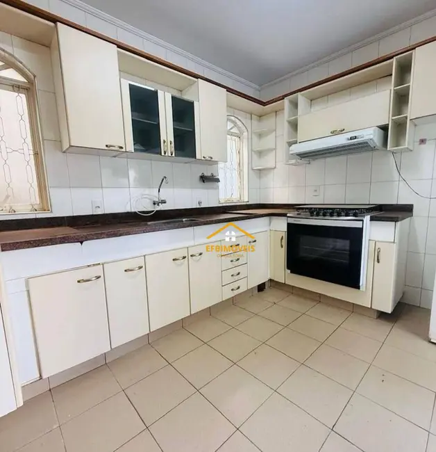 Foto 4 de Casa com 3 quartos à venda, 312m2 em Jardim Nossa Senhora de Fátima, Nova Odessa - SP