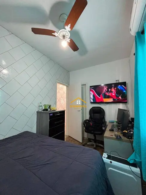 Foto 9 de Casa com 2 quartos à venda, 175m2 em Jardim Nove de Julho, São Paulo - SP