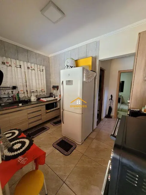 Sobrado com 2 quartos à venda, 170m2 em Alto de Pinheiros, Paulinia - SP - imagem 7 Foto 7 de Sobrado com 2 quartos à venda, 170m2 em Alto de Pinheiros, Paulinia - SP