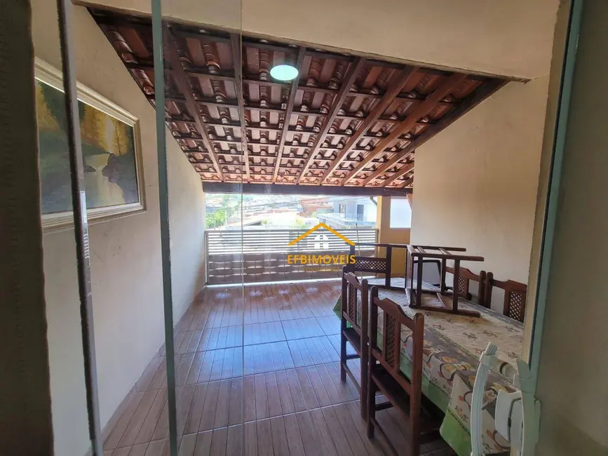 Sobrado com 2 quartos à venda, 170m2 em Alto de Pinheiros, Paulinia - SP - imagem 8 Foto 8 de Sobrado com 2 quartos à venda, 170m2 em Alto de Pinheiros, Paulinia - SP
