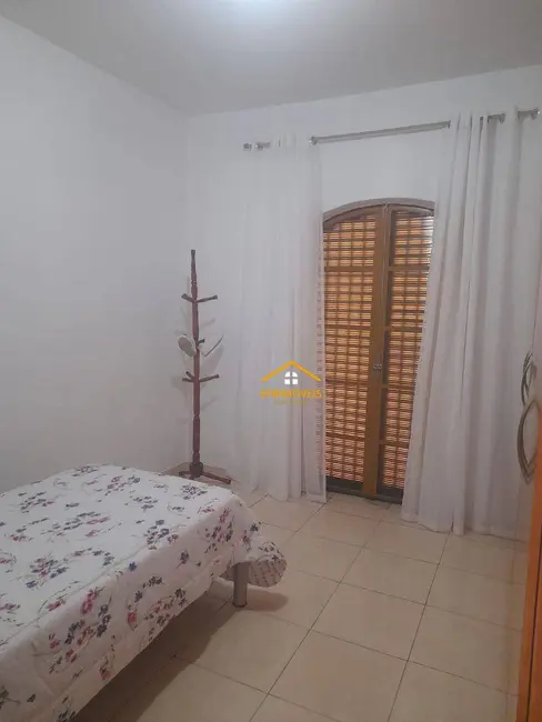 Casa com 2 quartos à venda, 250m2 em Jardim São Jorge, Nova Odessa - SP - imagem 9 Foto 9 de Casa com 2 quartos à venda, 250m2 em Jardim São Jorge, Nova Odessa - SP