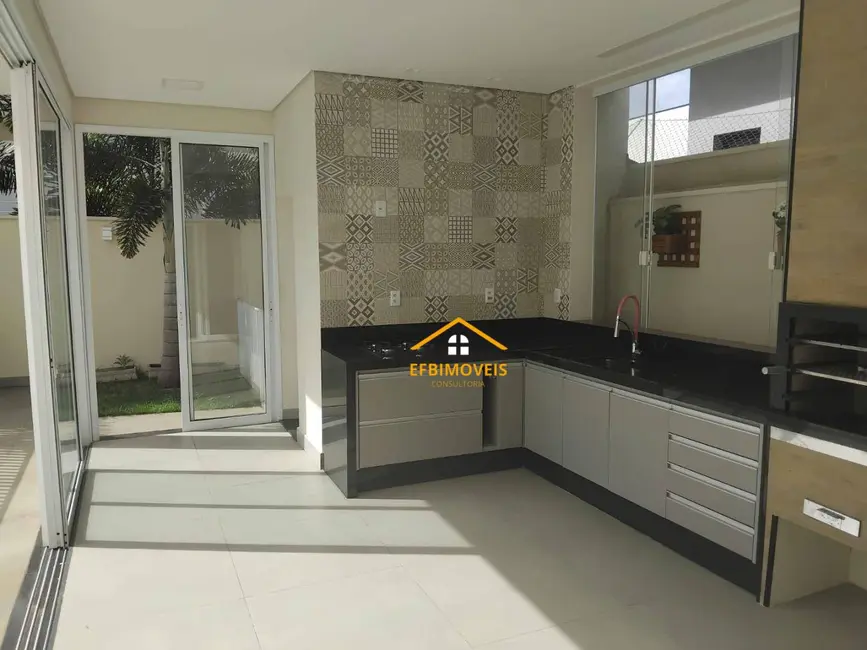 Foto 2 de Casa de Condomínio com 3 quartos à venda, 250m2 em Sumare - SP