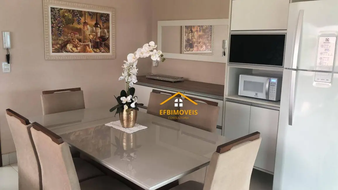 Casa com 3 quartos à venda, 300m2 em Jardim Primavera, Nova Odessa - SP - imagem 3 Foto 3 de Casa com 3 quartos à venda, 300m2 em Jardim Primavera, Nova Odessa - SP