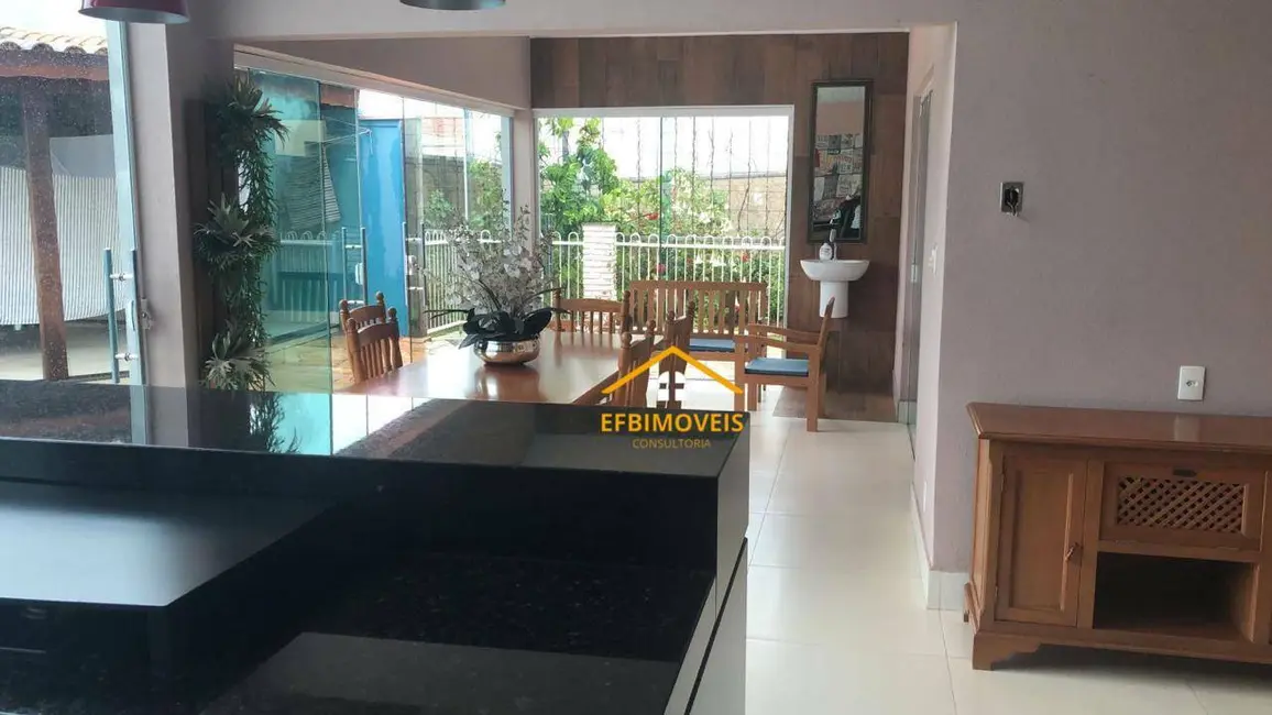Casa com 3 quartos à venda, 300m2 em Jardim Primavera, Nova Odessa - SP - imagem 4 Foto 4 de Casa com 3 quartos à venda, 300m2 em Jardim Primavera, Nova Odessa - SP