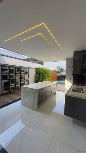 Casa com 3 quartos à venda, 302m2 em Nova Odessa - SP - imagem 3 Foto 3 de Casa com 3 quartos à venda, 302m2 em Nova Odessa - SP