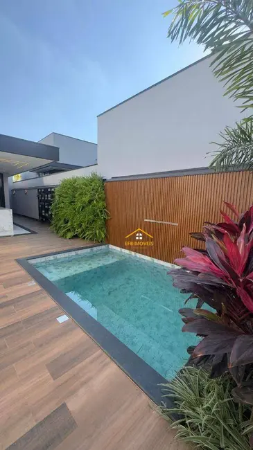 Casa com 3 quartos à venda, 302m2 em Nova Odessa - SP - imagem 7 Foto 7 de Casa com 3 quartos à venda, 302m2 em Nova Odessa - SP