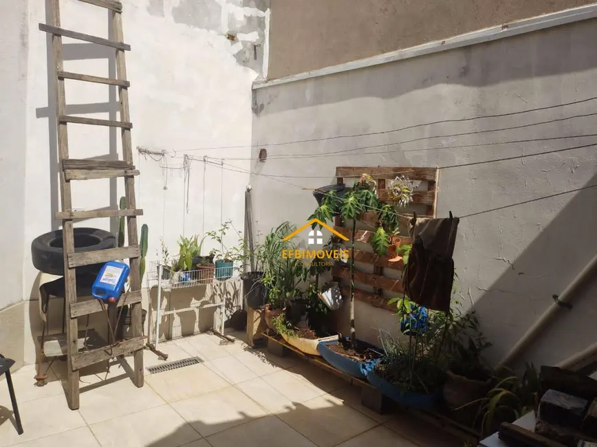 Foto 9 de Casa com 2 quartos à venda, 200m2 em Jardim Campos Verdes, Nova Odessa - SP