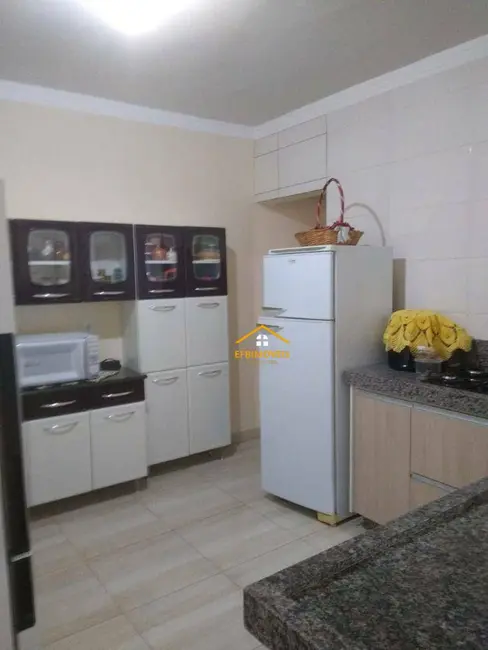 Foto 1 de Casa com 2 quartos à venda, 200m2 em Jardim Campos Verdes, Nova Odessa - SP