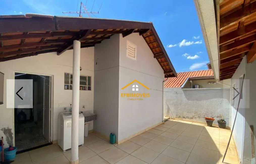 Foto 2 de Casa com 2 quartos à venda, 200m2 em Jardim Campos Verdes, Nova Odessa - SP